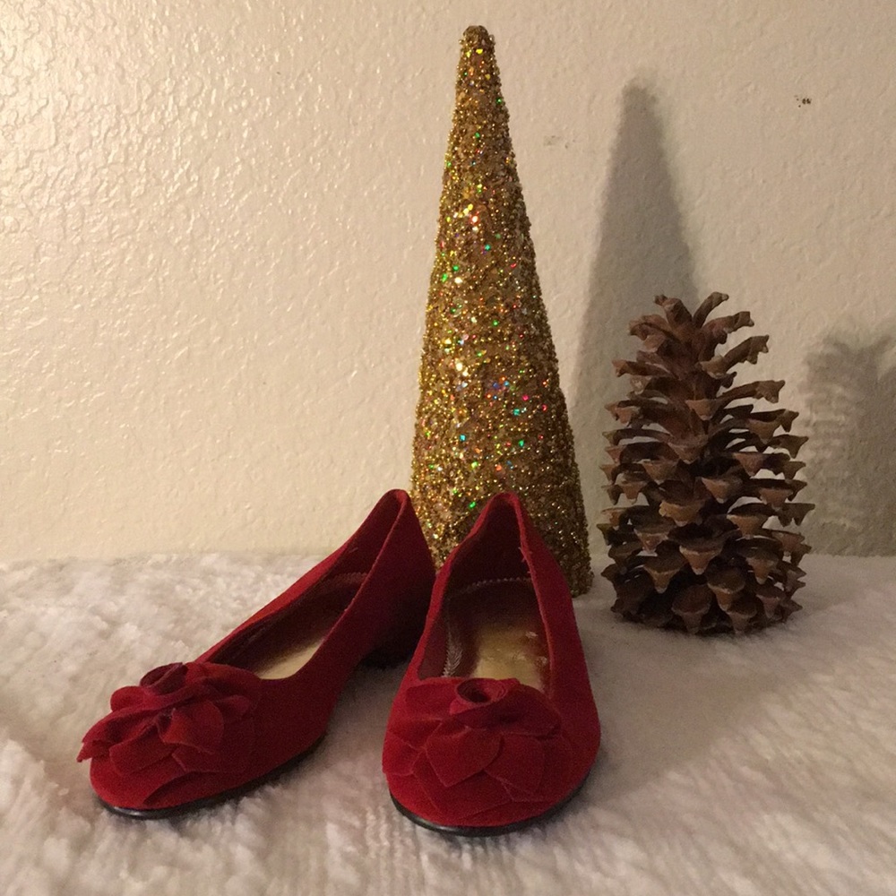 ✨Red flats!✨